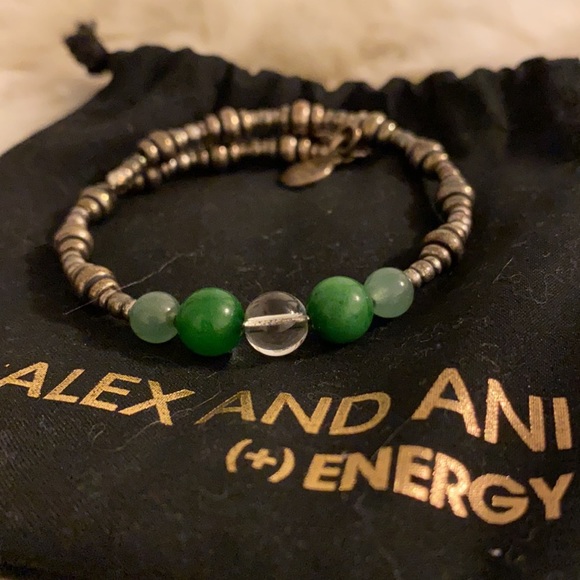 Alex and Ani (+) Energy beaded bracelet In shades of green NWOT - Picture 6 of 6